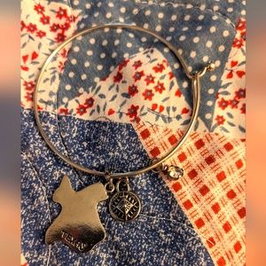 Texas bangle charm bracelet